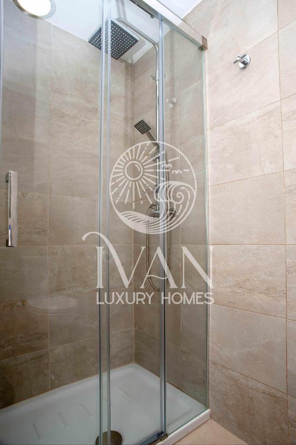 Casa Munteanu Ivan Luxury Homes 6ªpta Norte 1ªlinea オロペサ・デル・マール エクステリア 写真